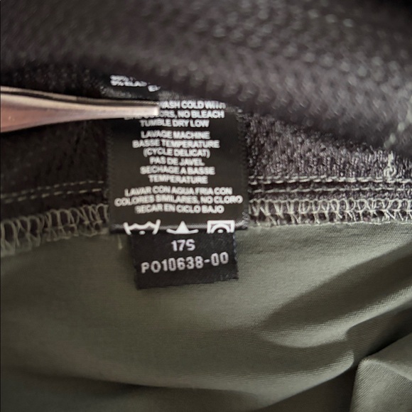 KÜHL Women’s Shorts Kliffside Air Roll-Up Shorts New size 10 - Picture 8 of 13